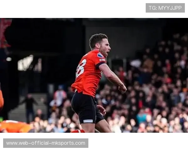 诺丁汉森林英超传统劲旅 库珀打造的防守反击体系